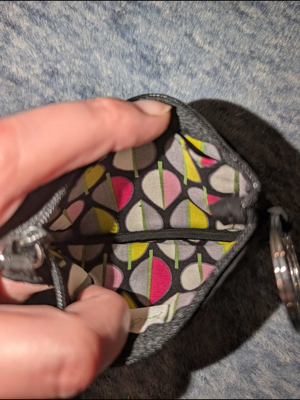 Vera Bradley Black Zip Card Holder With Keyring